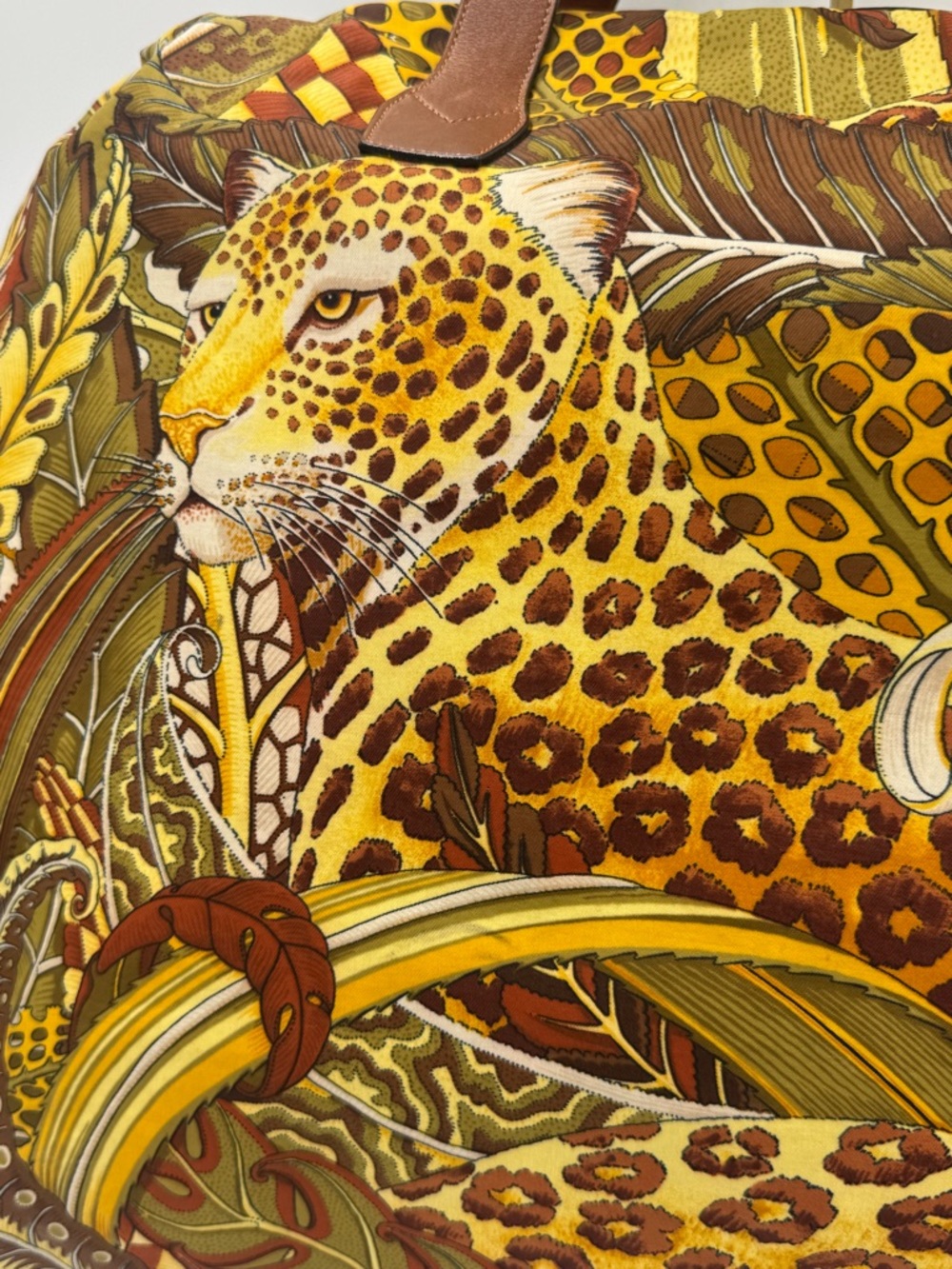Salvatore Ferragamo Jungle Print / Leopard Print Travel Bag - Picture 4 of 15